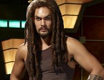 Jason Momoa dans Wolves